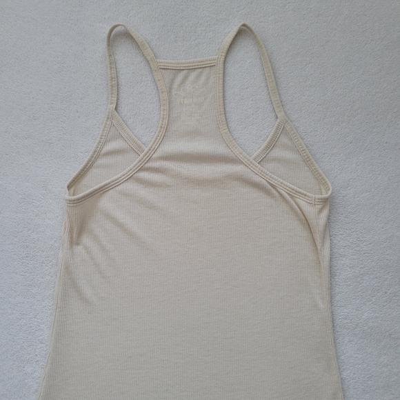 2011 NWOT Lightweight Ribbed Halter Tank Top Small Cream | Old Navy - Picture 6 of 14